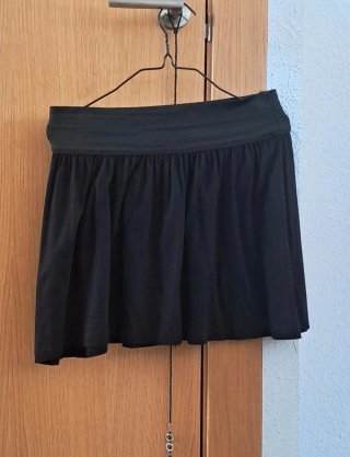 Falda negra talla única