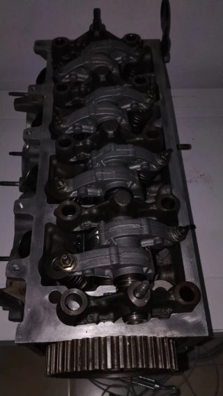 Culata de motor Peugeot