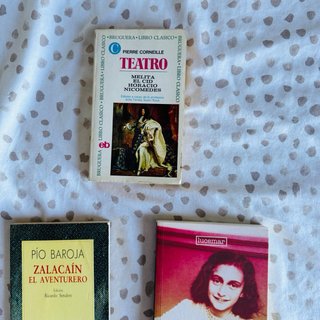 Libros varios cada uno por 3€
