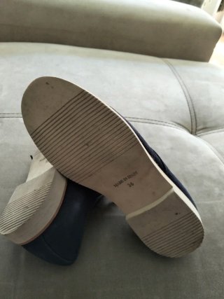 Zapatos de niño azul marino