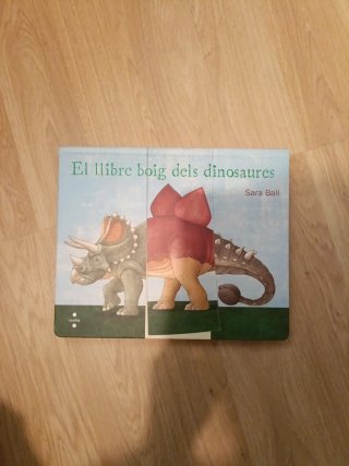 Libro de dinosaurio interactivo