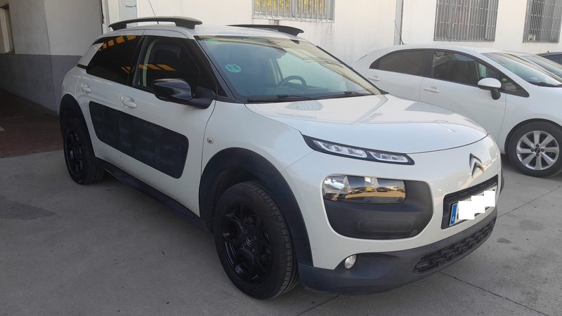 Citroën C4 Cactus 2018, foto 2