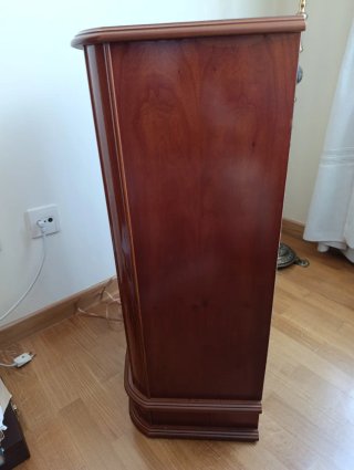 Aparador de Madera Maciza