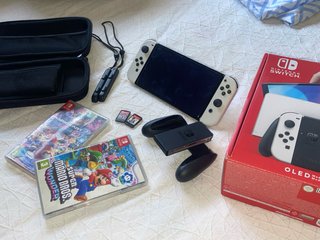 Nintendo Switch OLED Blanca Con 2 juegos