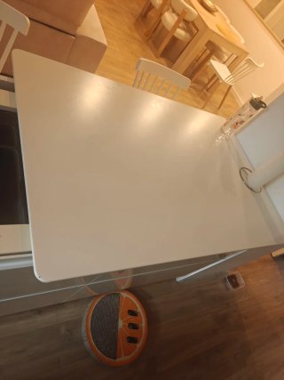Mesa y 4 Sillas Royal Sklum