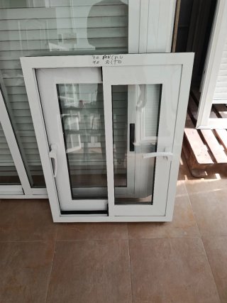 Ventana aluminio cristal climalit baño