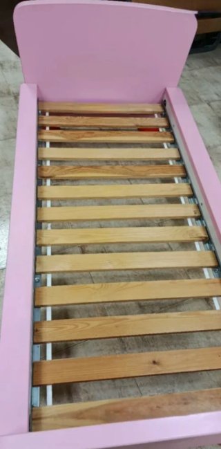 Cama infantil Ikea Rosa + Colchón de regalo!