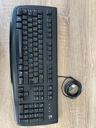 Teclado USB Logitech Negro