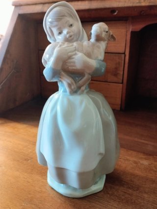 Figura Nao Lladró Pastora con Cordero 0120 Años 70
