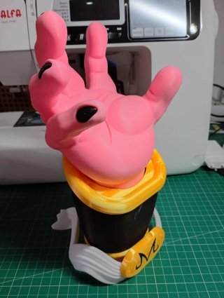 Soporte para mandos Majin Buu