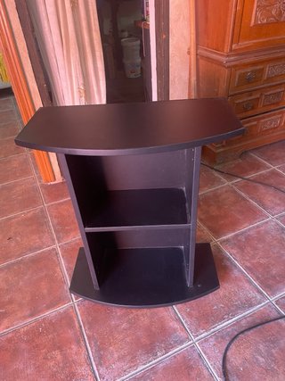 Acuario curvo Pearl Aqua con mesa