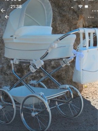 Carrito de muñecas clásico blanco