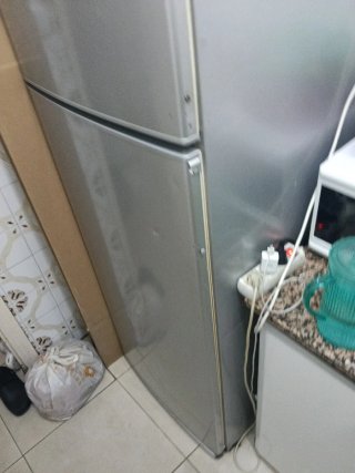Frigorífico Balay gris con congelador