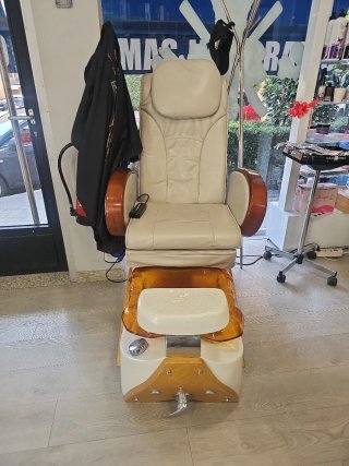 Sillón de pedicura con masaje