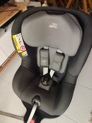 Britax Römer Dualfix M i-Size Isofix