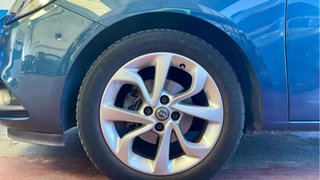 Opel Corsa 1.4 Gasolina 90cv etiqueta C