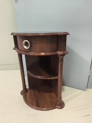 Rinconera de madera con cajón