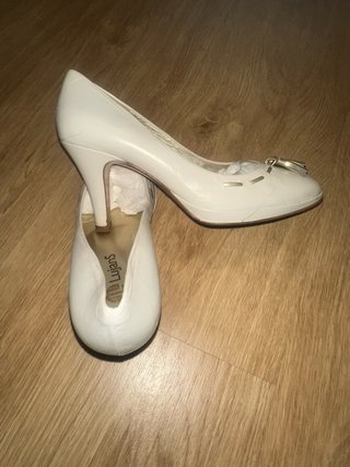 Zapatos de tacón Lujans blancos