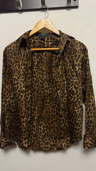 Blusa elegante estampado leopardo Talla S