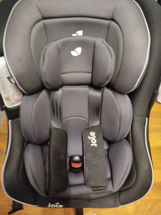 Silla de coche para bebé Joie con Isofix