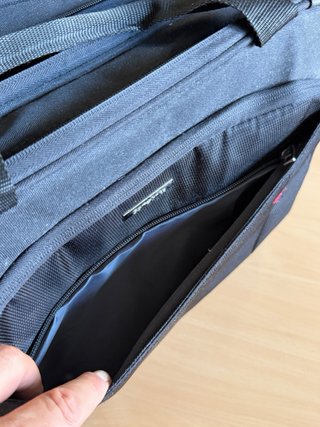 Maleta de negocios / cabina Samsonite negra