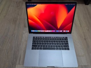 MacBook Pro 15.4 Retina Core i7