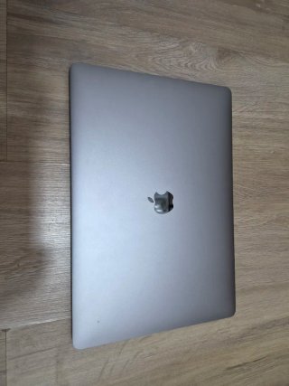 MacBook Pro 15.4 Retina Core i7