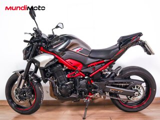 KAWASAKI Z 900