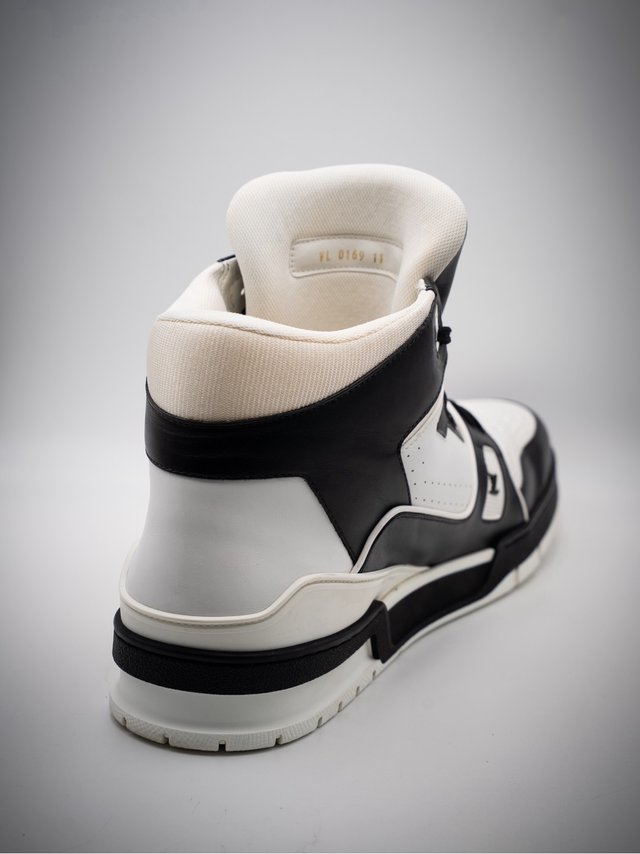 Zapatos Louis Vuitton Cuero Negro y Blanco
