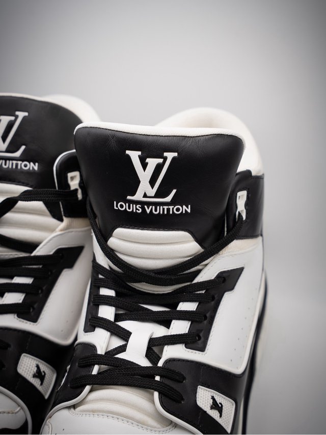 Zapatos Louis Vuitton Cuero Negro y Blanco