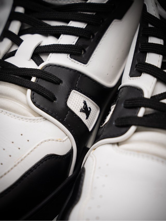 Zapatos Louis Vuitton Cuero Negro y Blanco