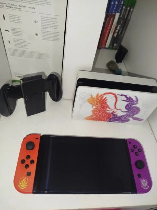 Nintendo Switch OLED Pokémon Scarlet & Violet
