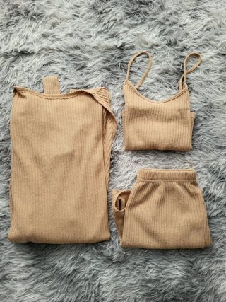 Conjunto pijama beige