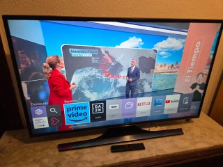 Smart TV Samsung 45 4K UHD HDR WiFi