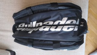 Paletero Bullpadel Negro
