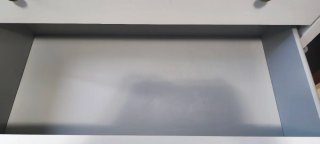 Cómoda Ikea Blanca con Tiradores Dorados