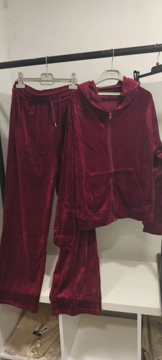 Chándal de Terciopelo Rojo Talla XL