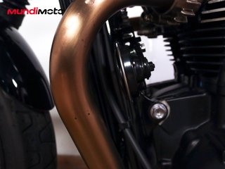 TRIUMPH SPEED TWIN 900