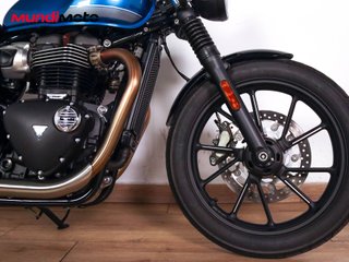 TRIUMPH SPEED TWIN 900