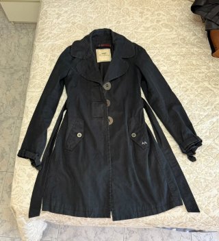 Gabardina entallada Thomas Burberry Negra