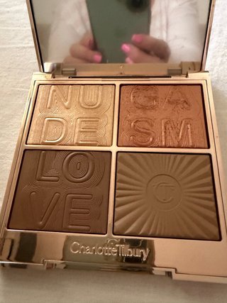 Paleta Charlotte Tilbury Nudegasm
