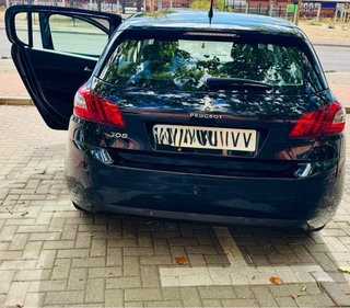 Peugeot 308 Allure 1.6 e-HDi 115 CV con Garantia