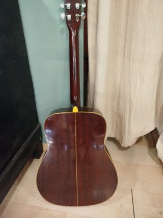 Yamaha FG-335 Vintage Guitarra Acústica