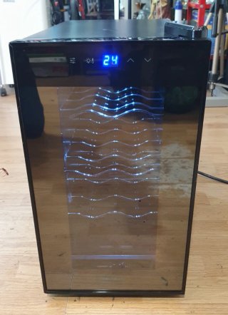 Vinoteca Cecotec / Grand Sommelier 800