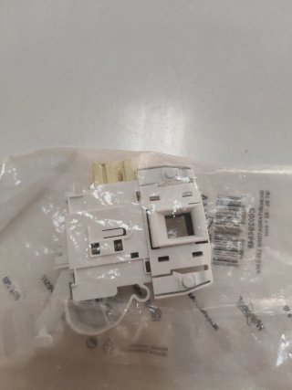 Cierrapuertas C00294848 Whirlpool 220-240V