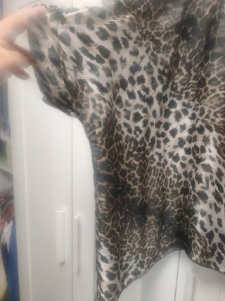 Blusa fantasía estampado leopardo talla única