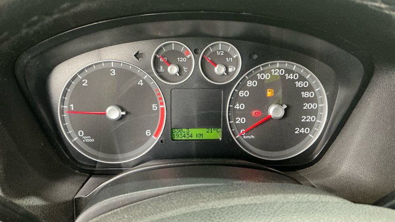 Ford Focus 2.0 TDCI S 3p 2006, foto 6