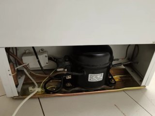 Nevera Newpol Combi 89L 48×50×82.1cm,22.4kg