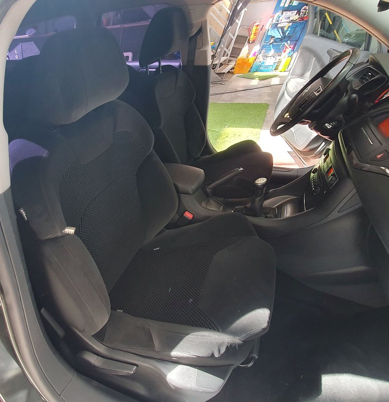Citroën C5 Tourer 1.6 HDI Premier 2008, foto 10