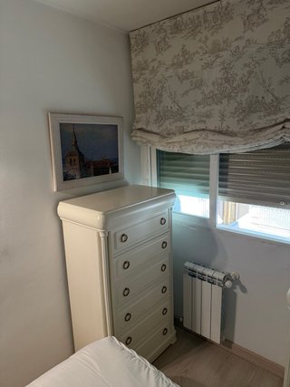Conjunto de muebles de dormitorio adulto